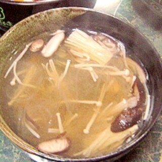 モチモチの食感★キノコの春雨スープ